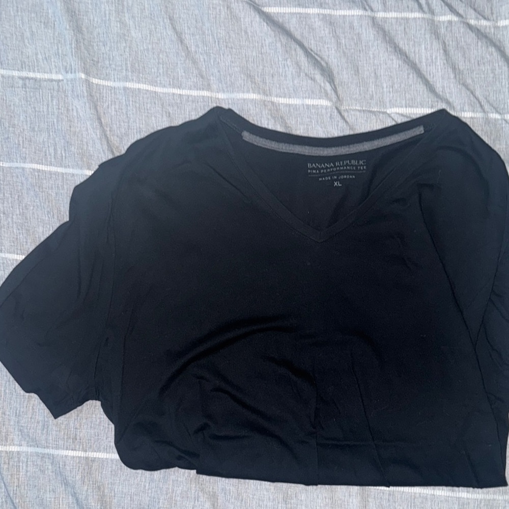 Banana Republic Black V-Neck T-Shirt